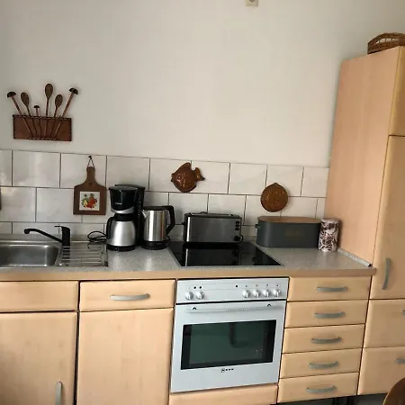 In Koblenz, Nahe Uni Und Bwzk Mit Garten Apartman Koblenz